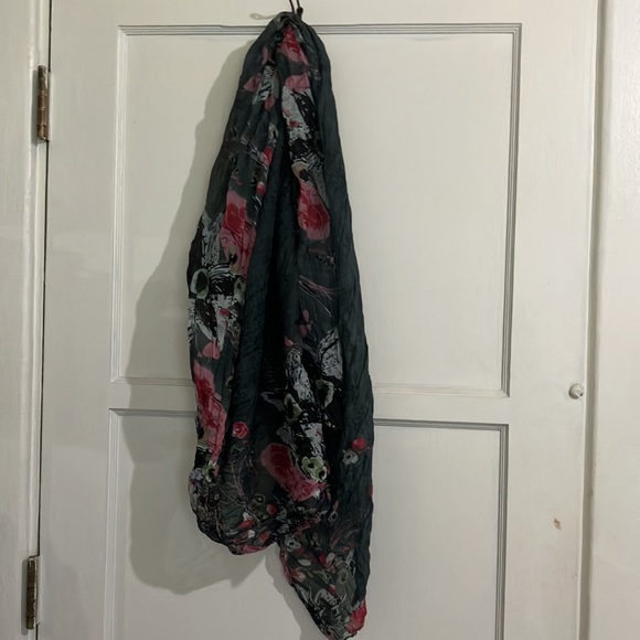 Pink grey scarf - Picture 4 of 4